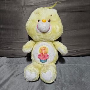 Kenner Birthday Bear Care Bear 1983 Yellow Plush Made in Korea Vintage Cupcake